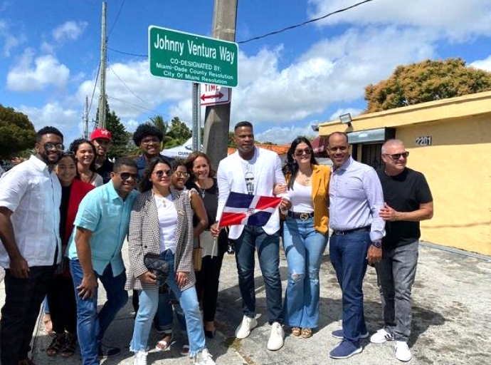‘Calle 16’ di Miami awor tin e nomber di Johnny Ventura