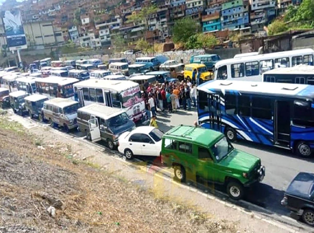 Protesta masal na Venezuela pasobra Gasolin a subi drasticamente