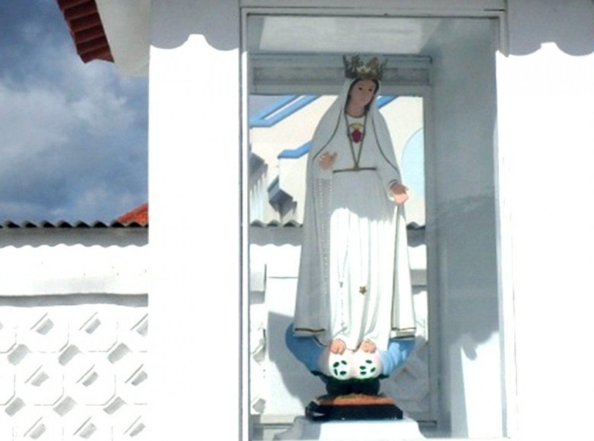 Diadomingo atardi lo tin Rosario y Oracion na Monumento Inmaculado Curason di Maria na Santa Cruz