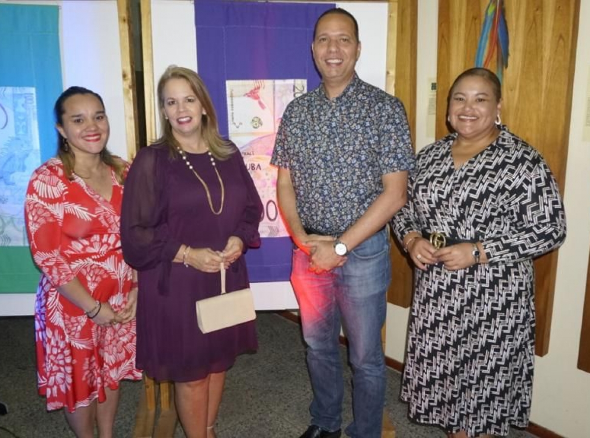 A celebra Dia Internacional di Poesia cu un anochi multi-disciplinario