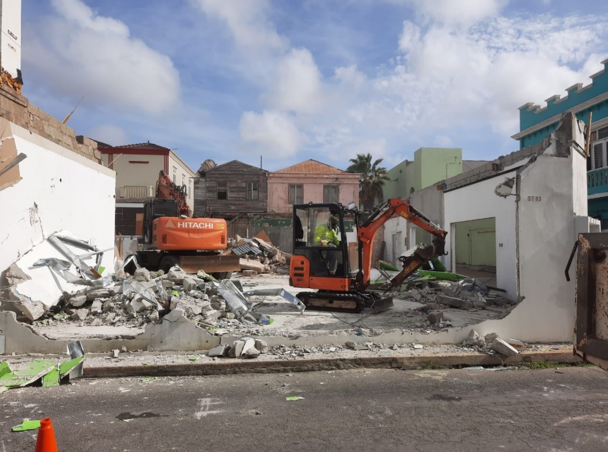 Ex edificio di General Store a wordo basha full abao