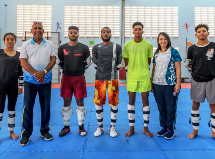 Representantenan di COA a bishita Brazil Taekwondo Stichting