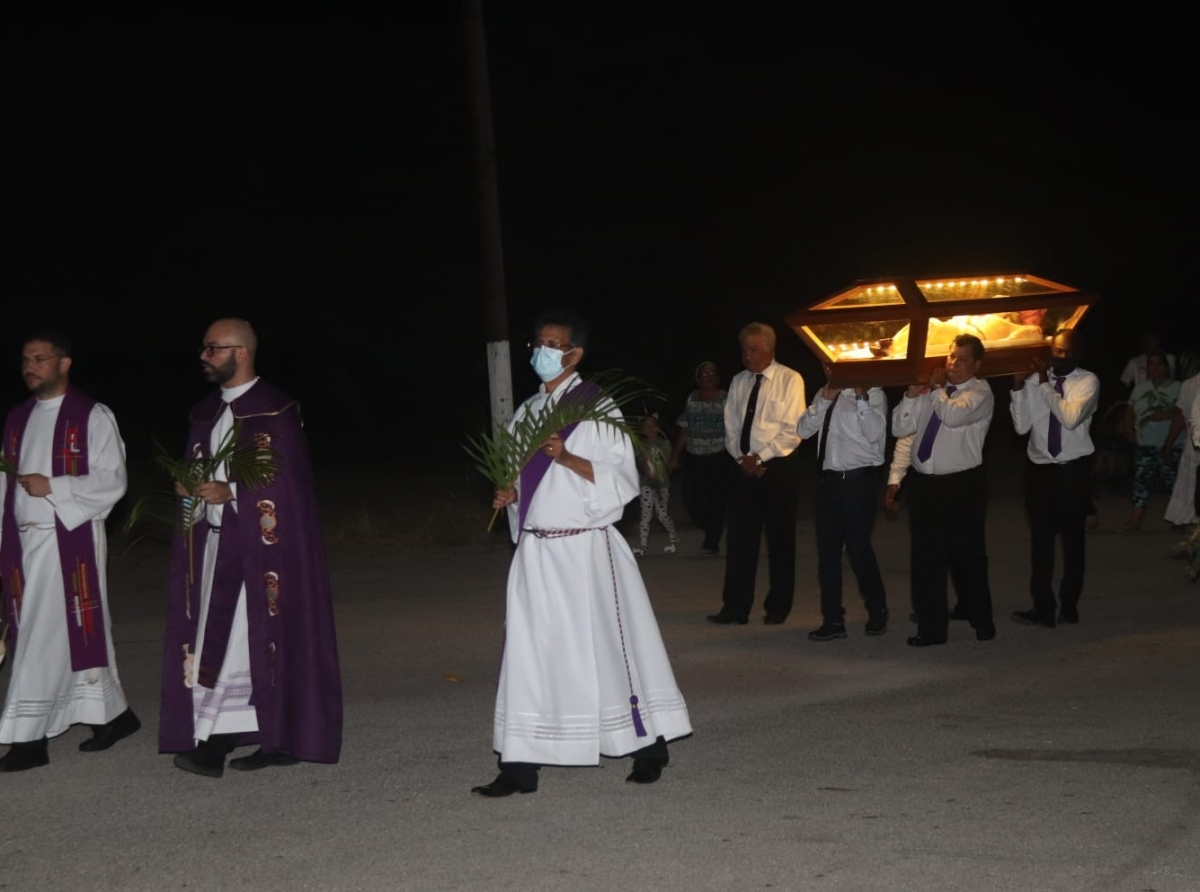 Caminda di Cruz na Parokia Cristo Rey na Brazil