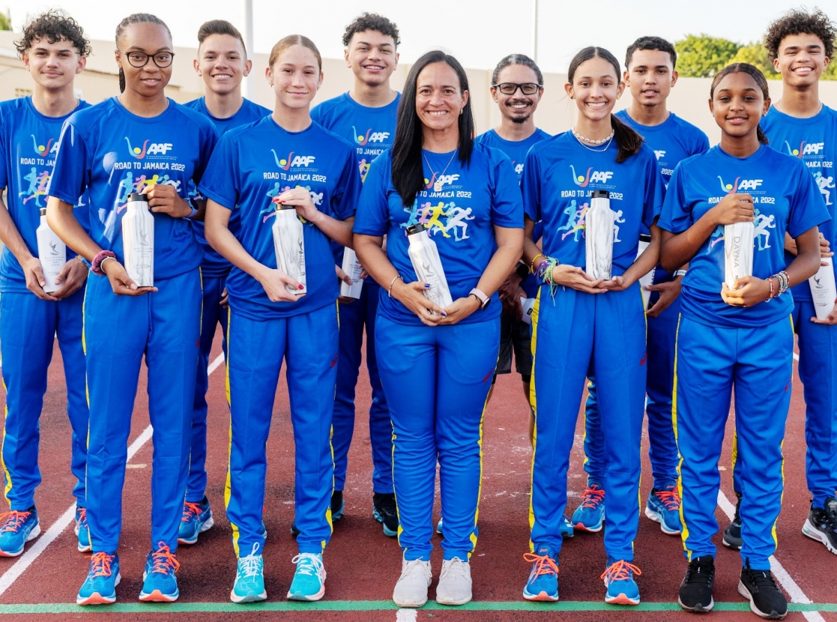 Arubaanse Atletiek Bond a haya sponsor di Aruba Bank pa participa den CARIFTA