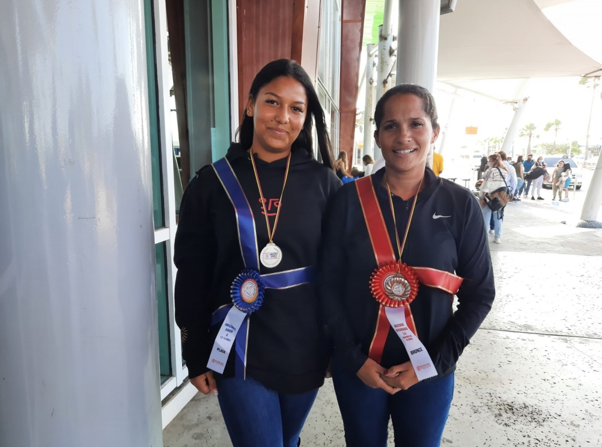 Dos Amazonas a haya medaya na Colombia   