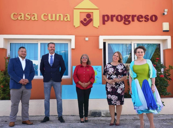 Durante 65 aña Casa Cuna a sirbi comunidad den un forma sublime
