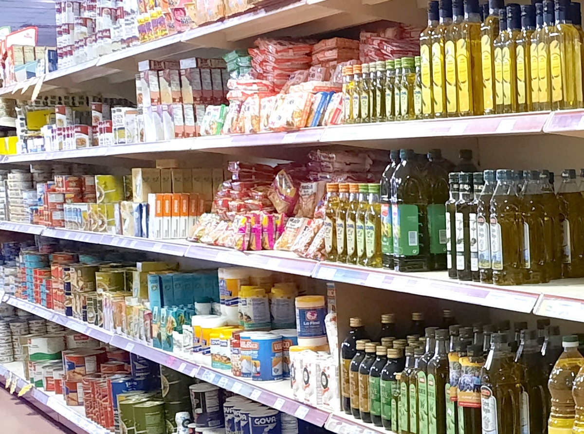 Prijsnan ta asina halto cu alimentacion na Aruba ta birando un luho