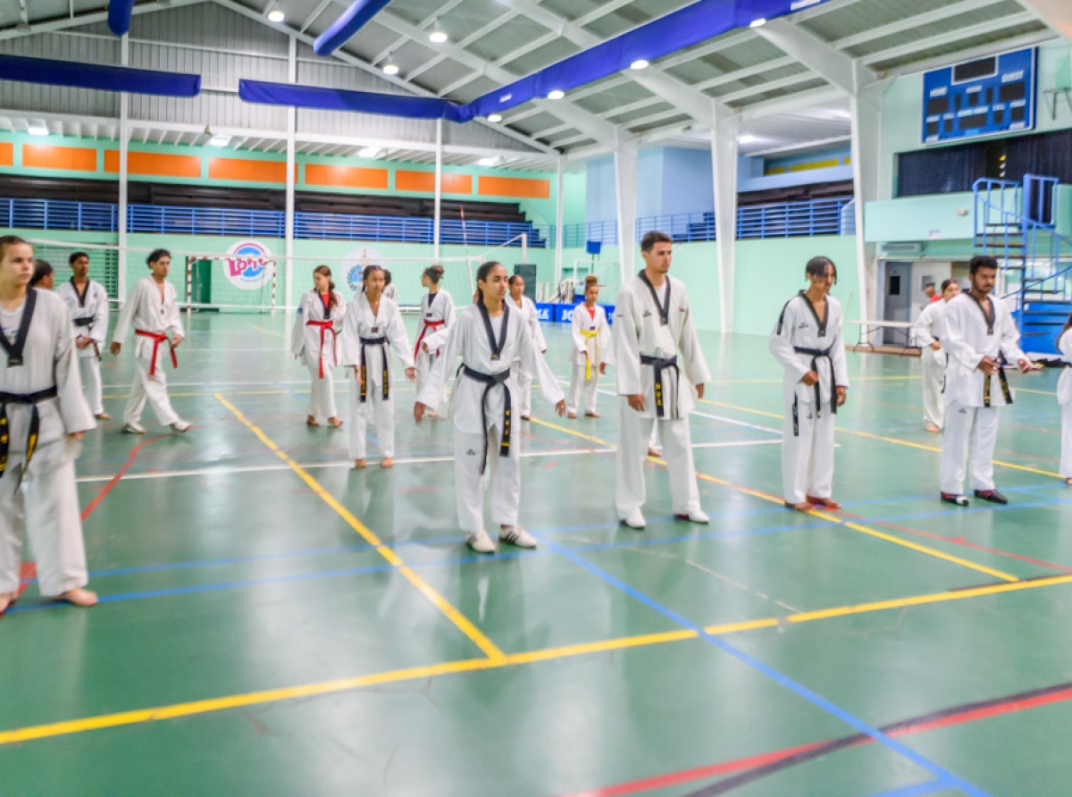 ARTBO cu di dos central training na Centro Deportivo Betico Croes