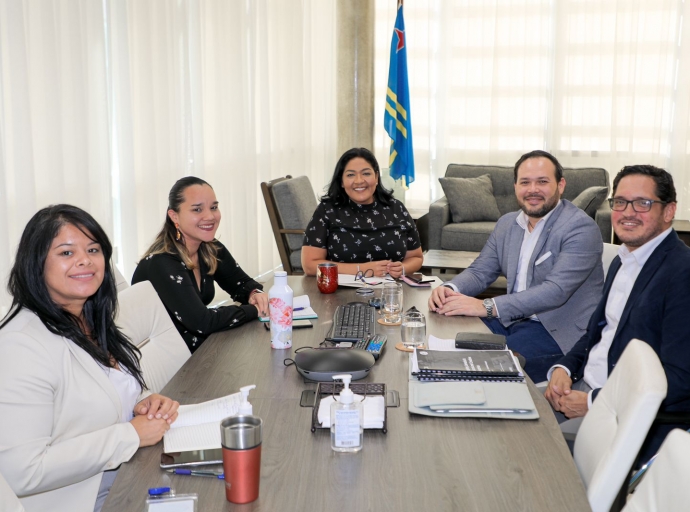 Minister Maduro a reuni cu Go Cultura riba nan proyectonan na bienestar di Arte y Cultura