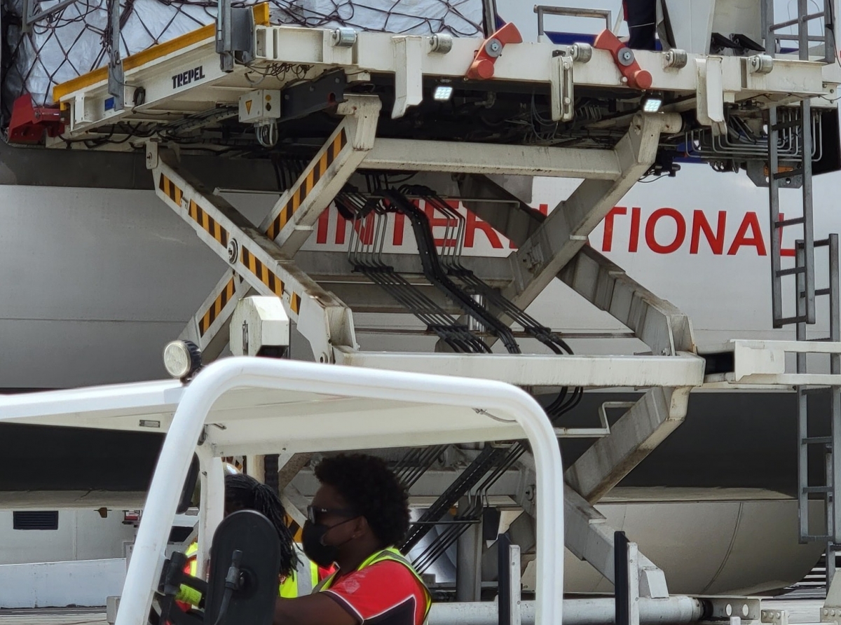 Trecemento di carga via avion a subi mas den prome cuartal na Aruba