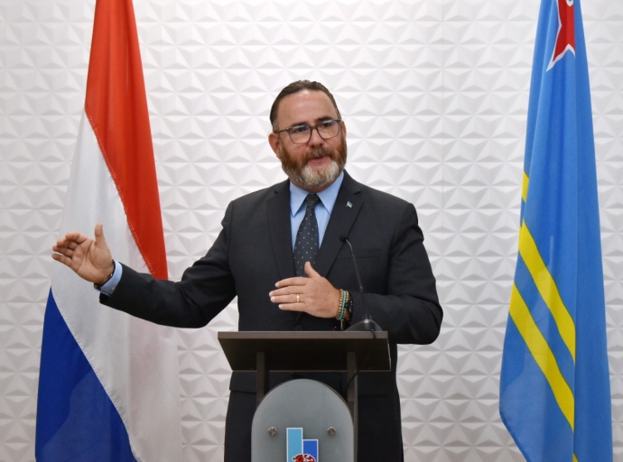 Minister Glenbert Croes a gradici FASE taskforce cu a yuda comunidad den momento di gran incertidumbre