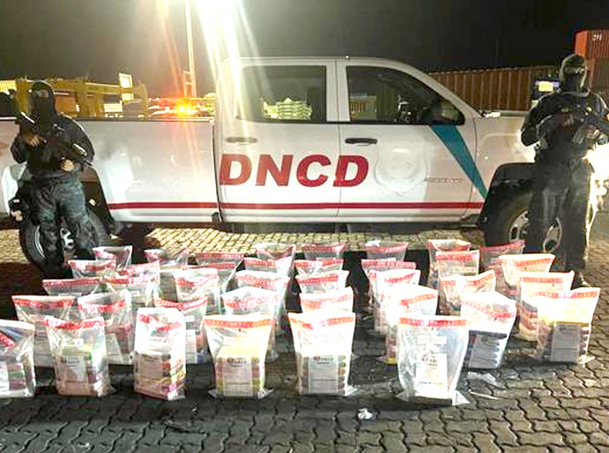 Total 223 paki di cocaina rumbo pa Belgica a wordo confisca na Republica Dominicana