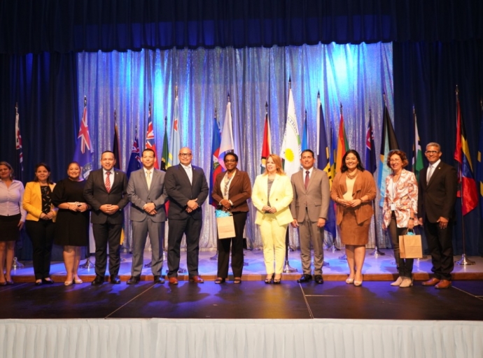 Premier Evelyn Wever - Croes a hiba palabra na apertura di Congreso CAROSAI