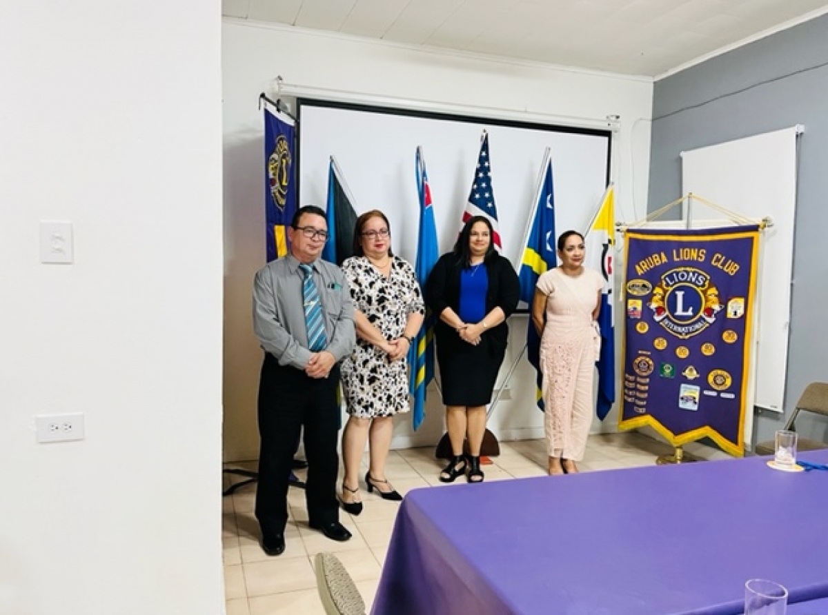 Miembronan nobo a huramenta pa drenta Aruba Lions Club