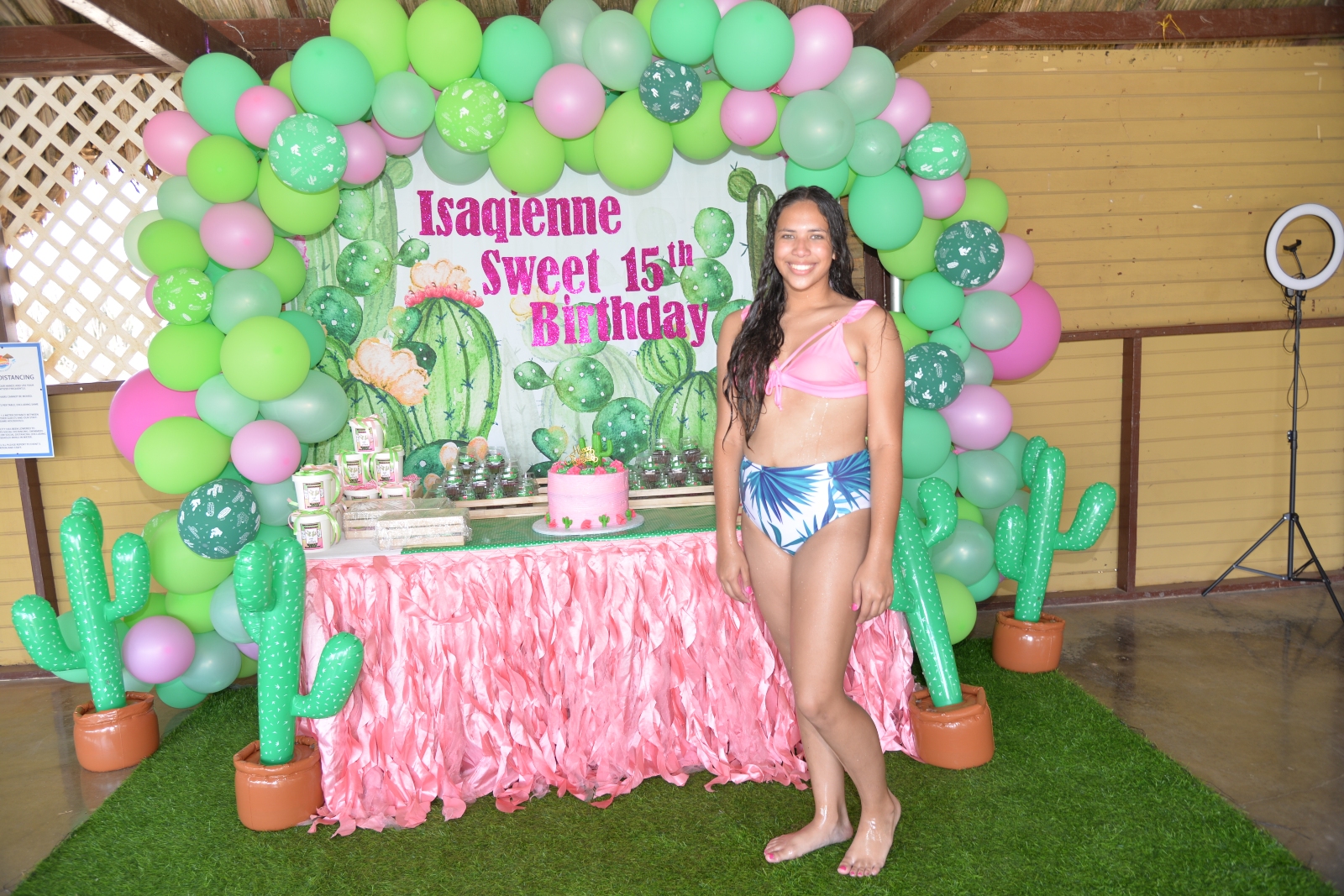 Festehando e quinceañera di Isaqienne yen ambiente