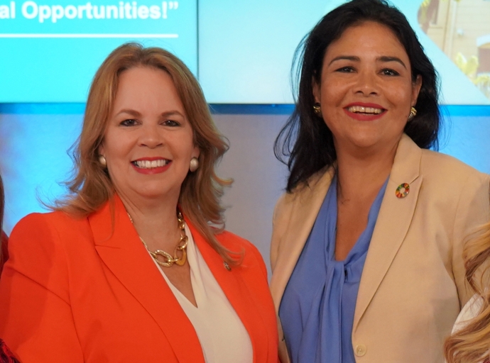Jocelyne Croes ta duna splicacion amplio di ‘Aruba National Gender Policy’