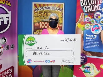 Maria a gana di dos premio di Mini Mega