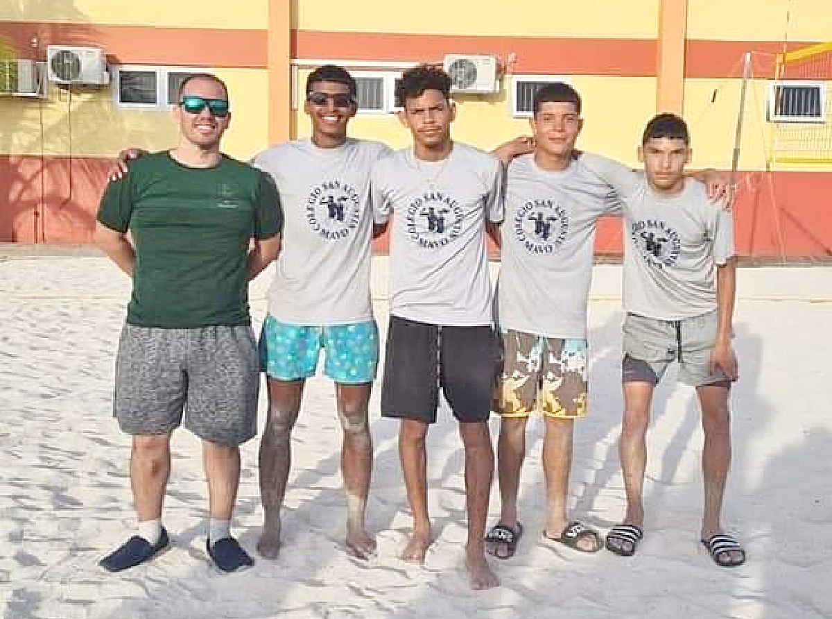 Colegio San Augustin a titula campeon Beach Volleybal Masculino pa Mavo