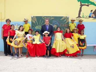 Minister Endy Croes a bishita Colegio Laura Wernet Paskel en conexion cu Dia di San Juan – Dera Gai
