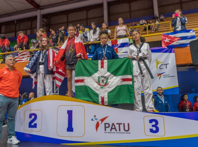 Anabella Fernandez a gana medaya di Brons na Costa Rica