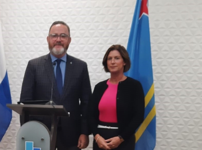 "Bo voto contra fase ta voto contra pueblo di Aruba den e crisis di mas grandi di historia di Aruba"