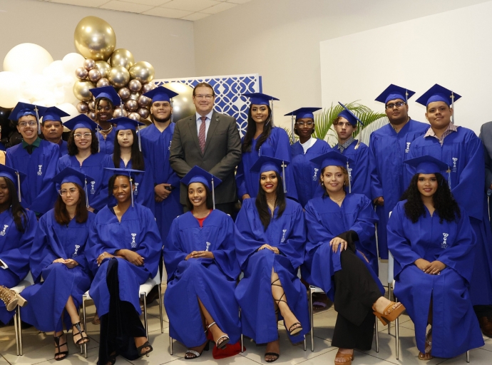 Ceremonia di reconocimento na honor di e 21 miho graduadonan di Aruba 2022