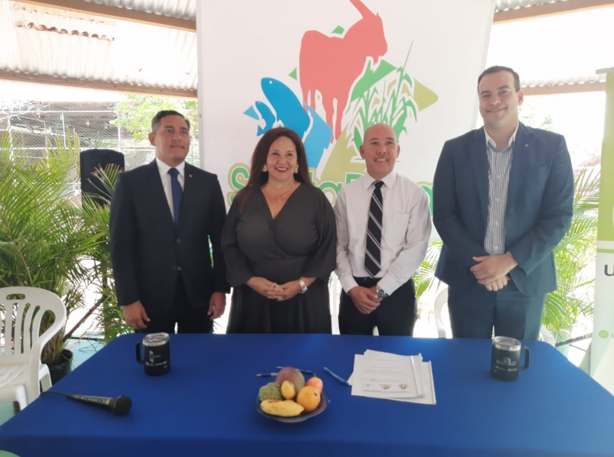 MOU entre Gobierno y sector priva ta inicio pa desaroyo di un plataforma pa stimula agricultura na Aruba