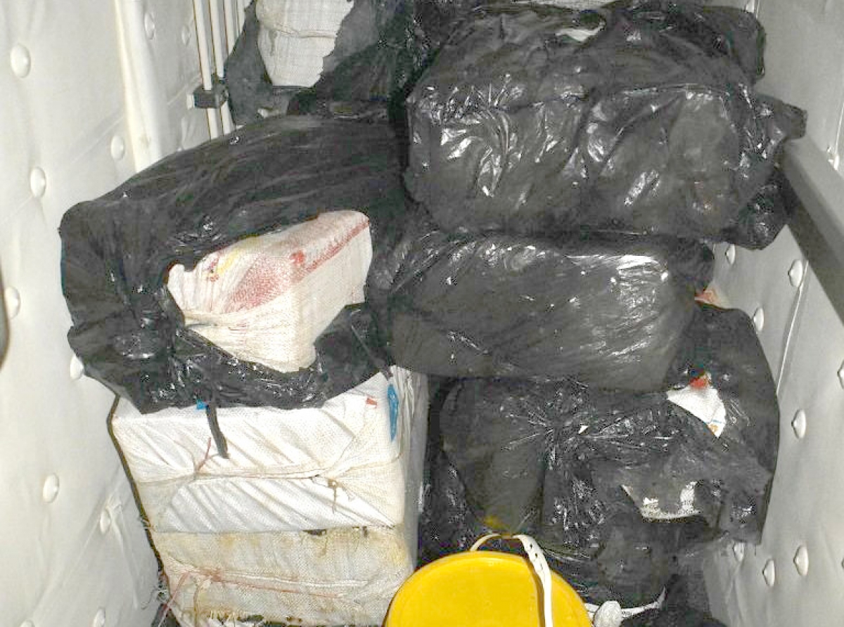 Cargamento di 650 kilo di cocaina intercepta pazuid di Curacao
