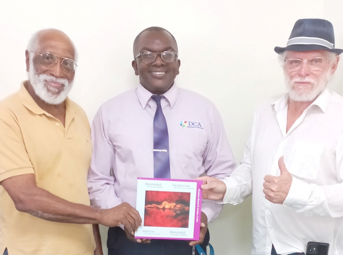 Gustave Nouel a haci bishita na Departamento di Cultura Aruba