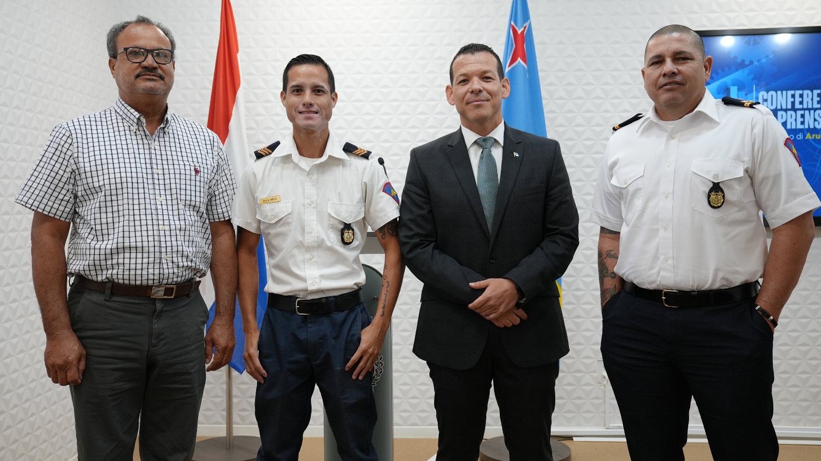 Pa hopi tempo Brandweer a enfrenta retonan grandi riba diferente aspectonan infrastructural