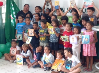 Diabierna Biblioteca Nacional a topa cu muchanan di Bubali den e Sport Club