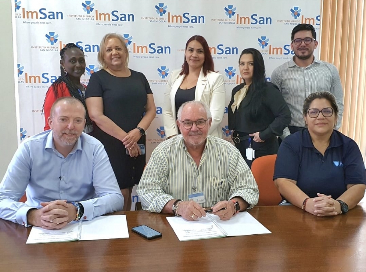 ImSan ta firma prolongacion di su pensioen colectivo pa e empleadonan cu ENNIA pa 5 aña mas