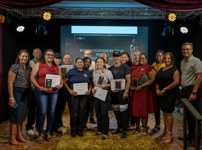 Excellence Awards di Divi ta un bunita aprecio na e trabao y hospitalidad di nan empleadonan