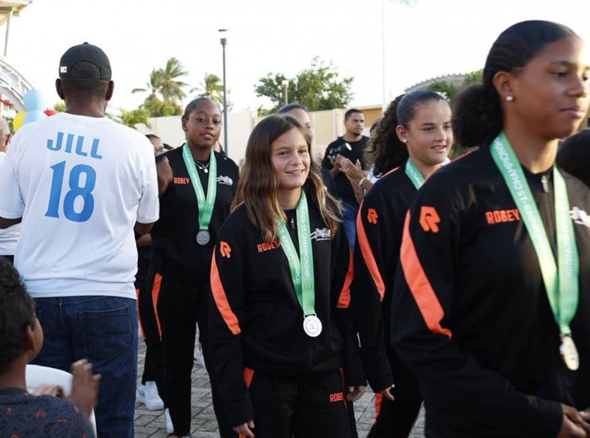 AVB a tene bunita recepcion pa honra seleccion nacional Girls’ U-15