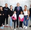 Ministro a felicita grupo di gimnasia cu a logra grandi na Republica Dominicana