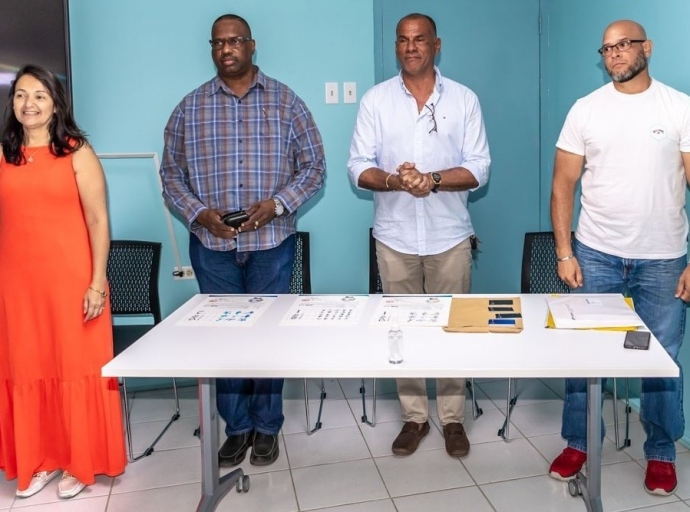 Aruba Taekwondo Bond a haci entrega di 14 certificado di Dan