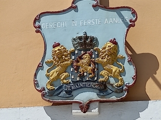 Dos Venezolano ilegal a fia boto y bay busca 4 hende grandi y 3 mucha for Venezuela trece Aruba