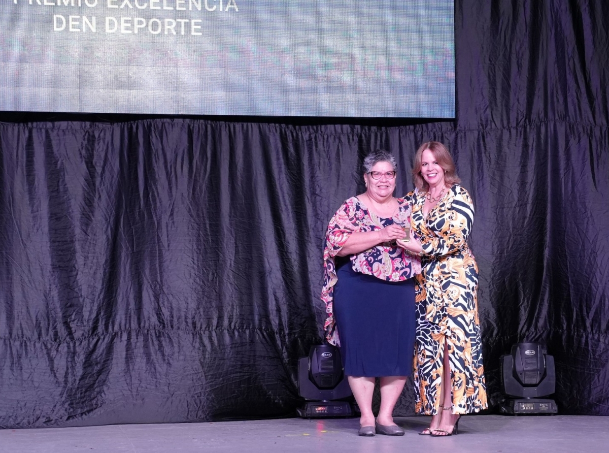 A reconoce Sra. Glenda Iluminada Croes - Tromp como baluarte deportivo di aña 2021