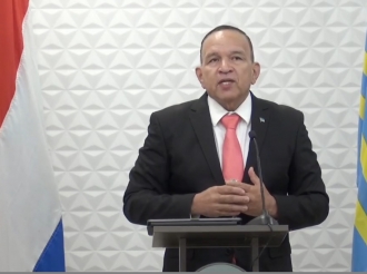 Minister di Enseñanza contento cu mudamento di Scol Reina Beatrix y di Scol Paso pa Futuro