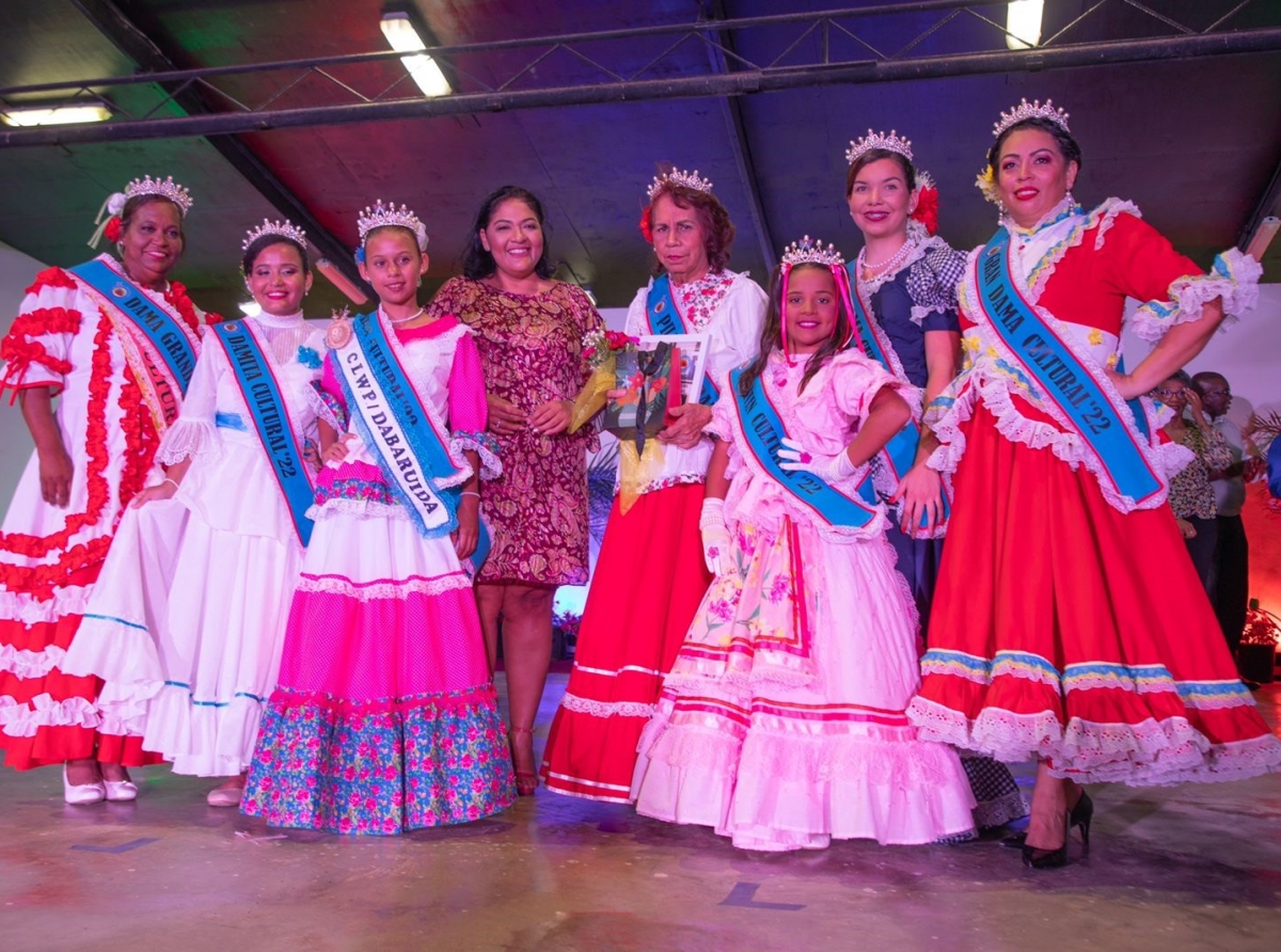 Bunita show y coronacion di Reinanan Folklore Cultural 2022