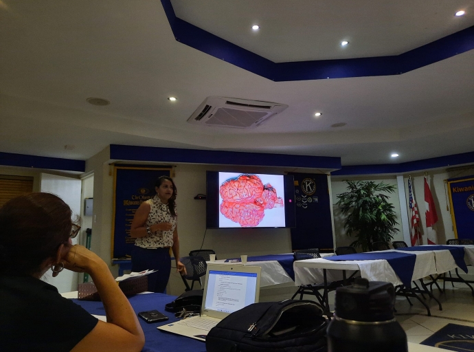 Fundacion Pa Nos Muchanan a organisa charla pa mayor cu a pasa den proceso di separacion