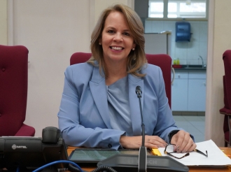 E deficit pa 2022 a baha di 227 miyon florin pa 148 miyon florin