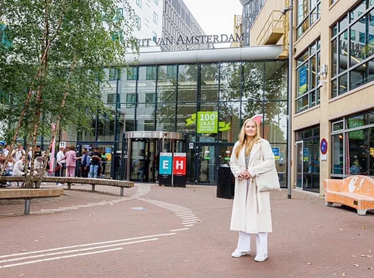 Potretnan a circula di e prome dia di Prinses Amalia na Universiteit van Amsterdam