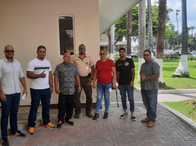 Criadornan di bestia preocupa cu cachonan cu ta ataca nan bestianan y tambe cu hortamento