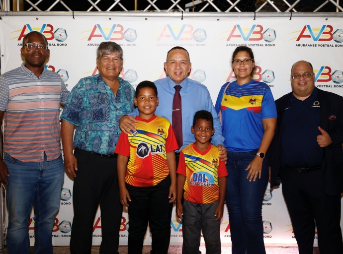 Minister Endy Croes presente na apertura di campeonato di Futbol Division Honor pa aña 2022 – 2023