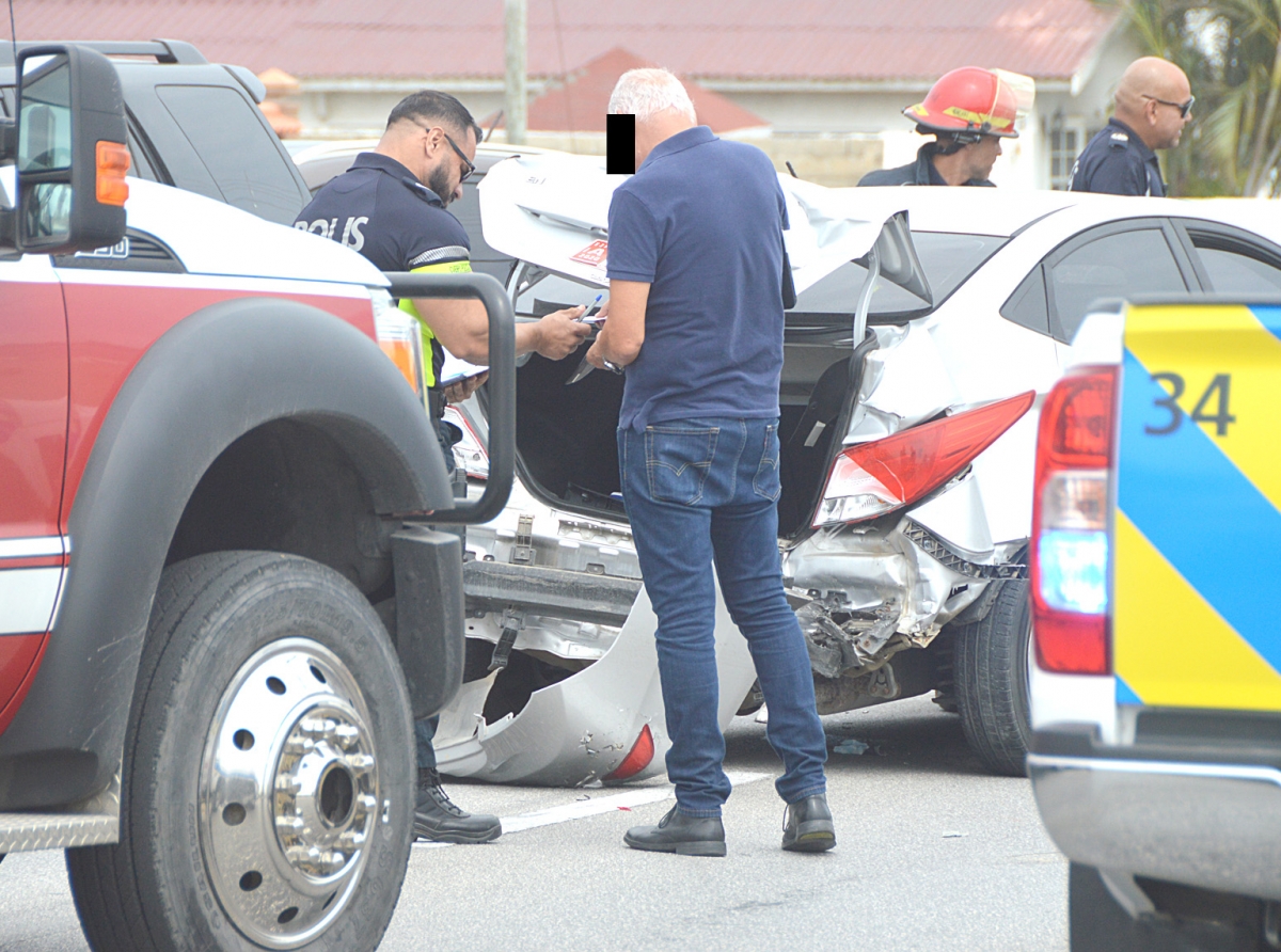 Ordo di Abogadonan ta haya cu noticianan cu ta bay ‘live’ na accident ta bayendo demasiado leu