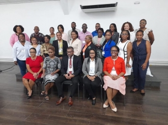 Representantenan di DVG a atende reunion di CARPHA na Jamaica den nomber di gobierno