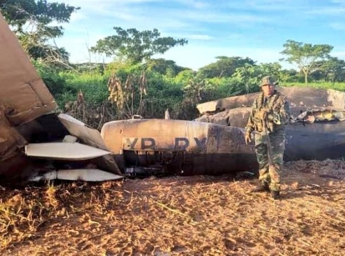 Un avion Rockwell Sabreliner rumbo pa Aruba misteriosamente a ateriza na estado Zulia
