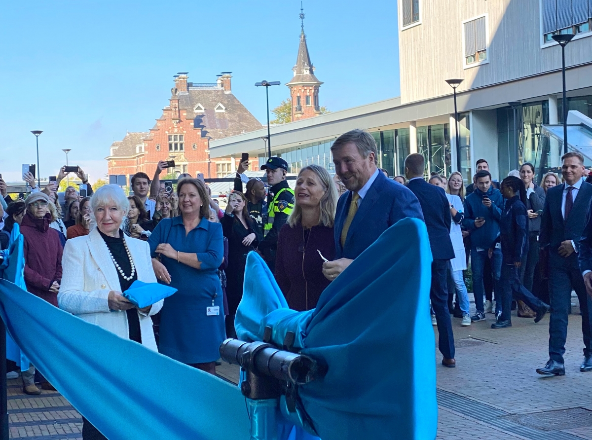 DIARIO presente ora cu Rey Willem Alexander a habri edificio principal di hospital na Nijmegen