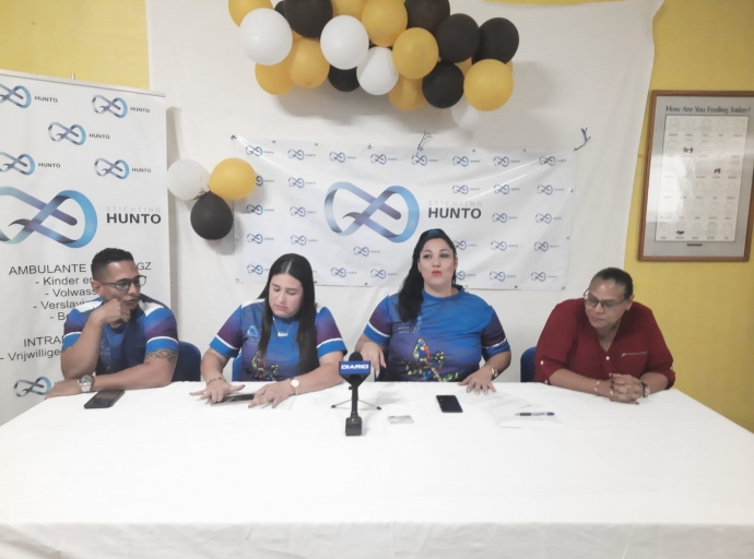 Stichting Hunto ta cla pa su song festival unda e clientenan lo mustra nan voz y talento